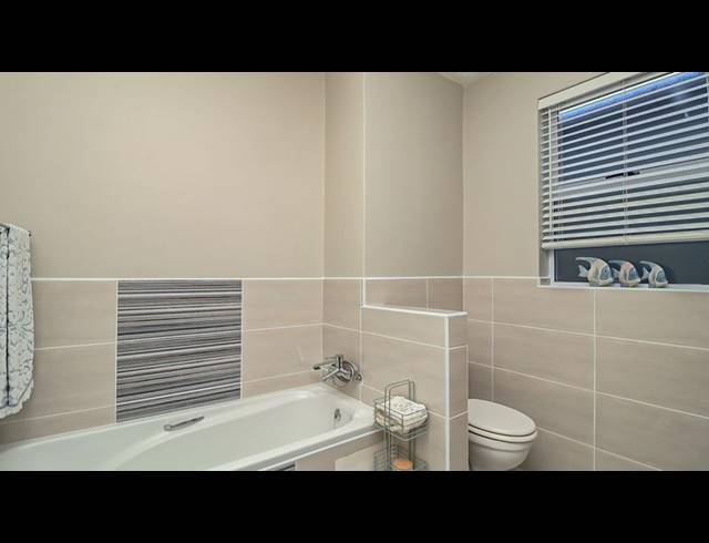 2 BEDROOM HOUSE FOR SALE IN PINNACLE POINT GOLF ESTATE